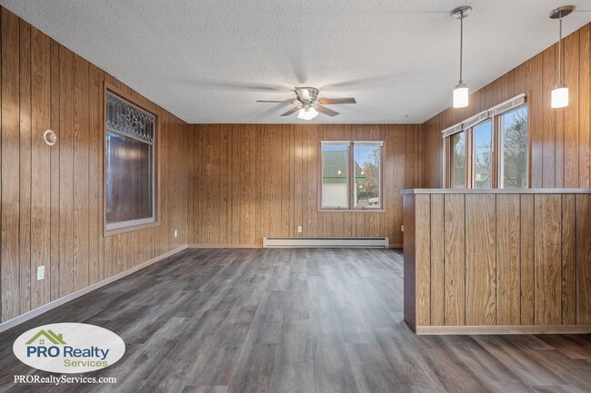 Building Photo - 4 Bedroom Home in Buffalo