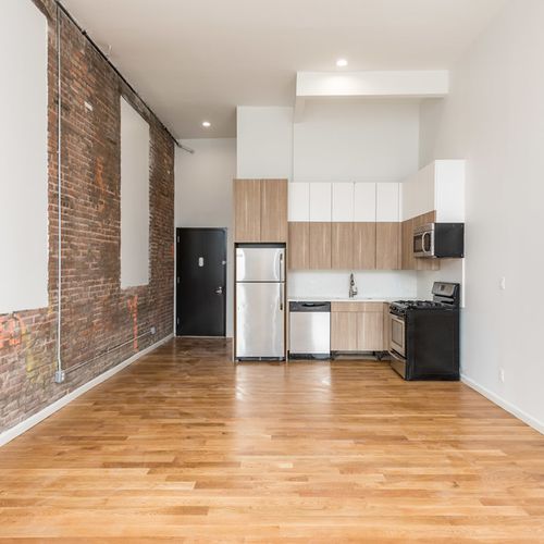 Foto del edificio - 616 Bushwick Ave