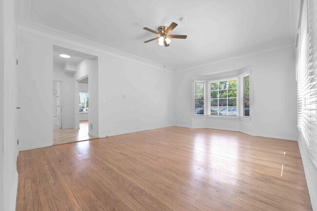 Foto del edificio - 2452 W 18th St