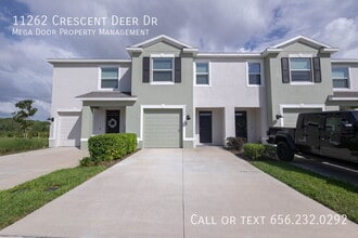 Building Photo - 11262 Crescent Deer Dr