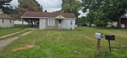 Building Photo - 1111 Hiram St