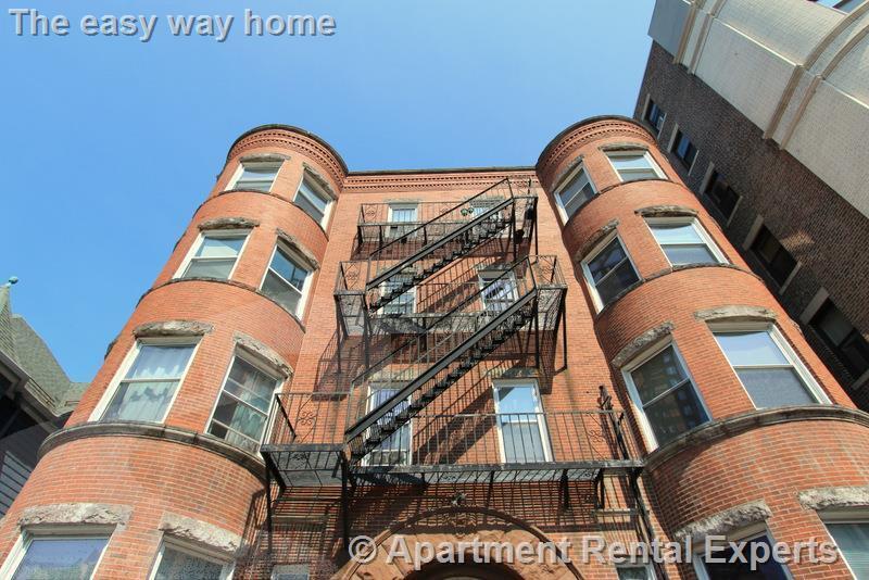 Foto principal - 891 Massachusetts Ave