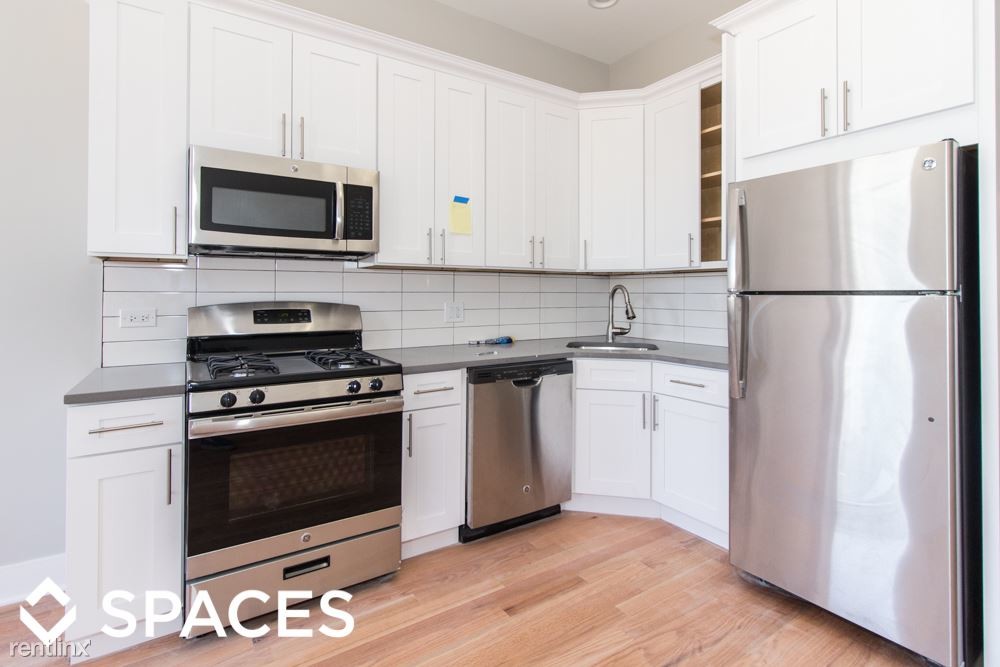 Foto principal - 2119 W Chicago Ave