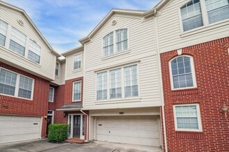 Building Photo - 1213 Oneil St