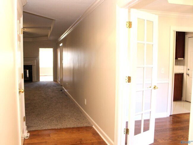 Building Photo - 103 Sagewood Dr