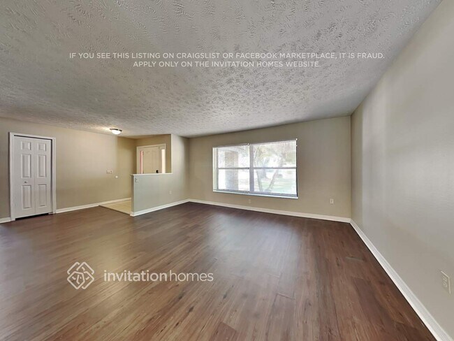 Building Photo - 906 Belle Timbre Ave