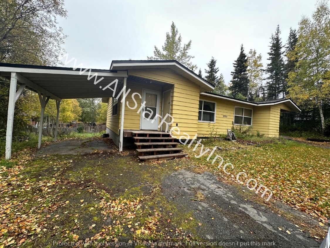 Primary Photo - 5701 E 98th Ave