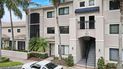 Building Photo - 2802 Sarento Pl