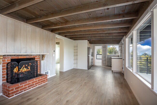 Wood burning fireplace - 699 Griffith Way