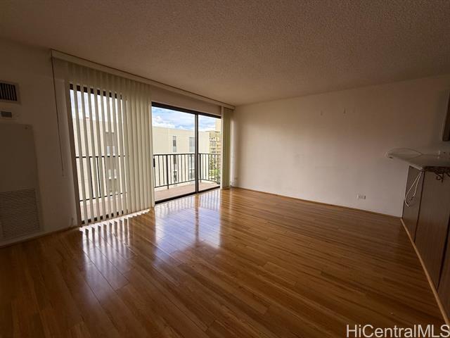 Building Photo - 2140 Kuhio Ave.
