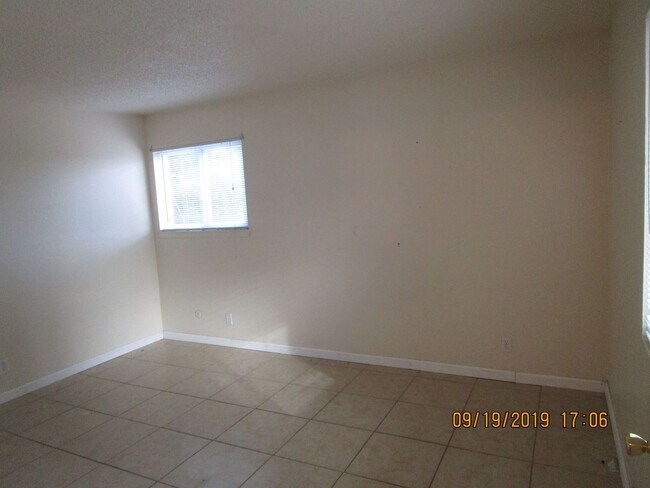 Foto del edificio - 906-906 Los Reyes Ct SE