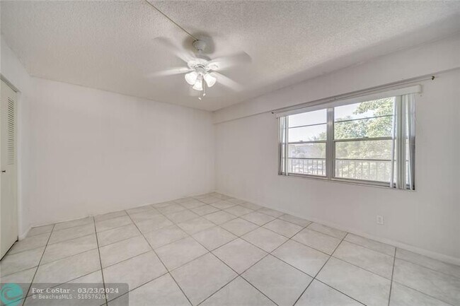 Foto del edificio - 251 SW 134th Way