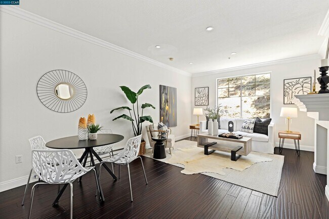 Foto del edificio - 180 Caldecott Ln