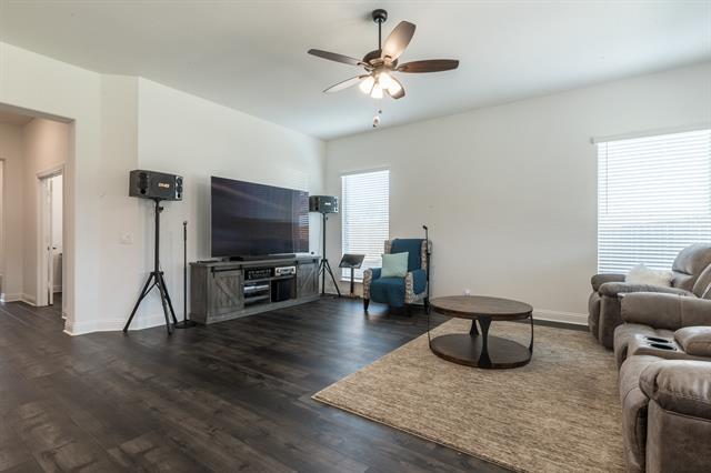 Building Photo - 1073 Canuela Way