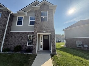 Building Photo - 106 Terrace Drive