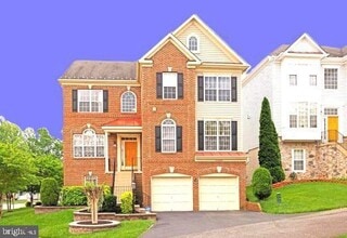 Building Photo - 7205 Lyndam Hill Cir
