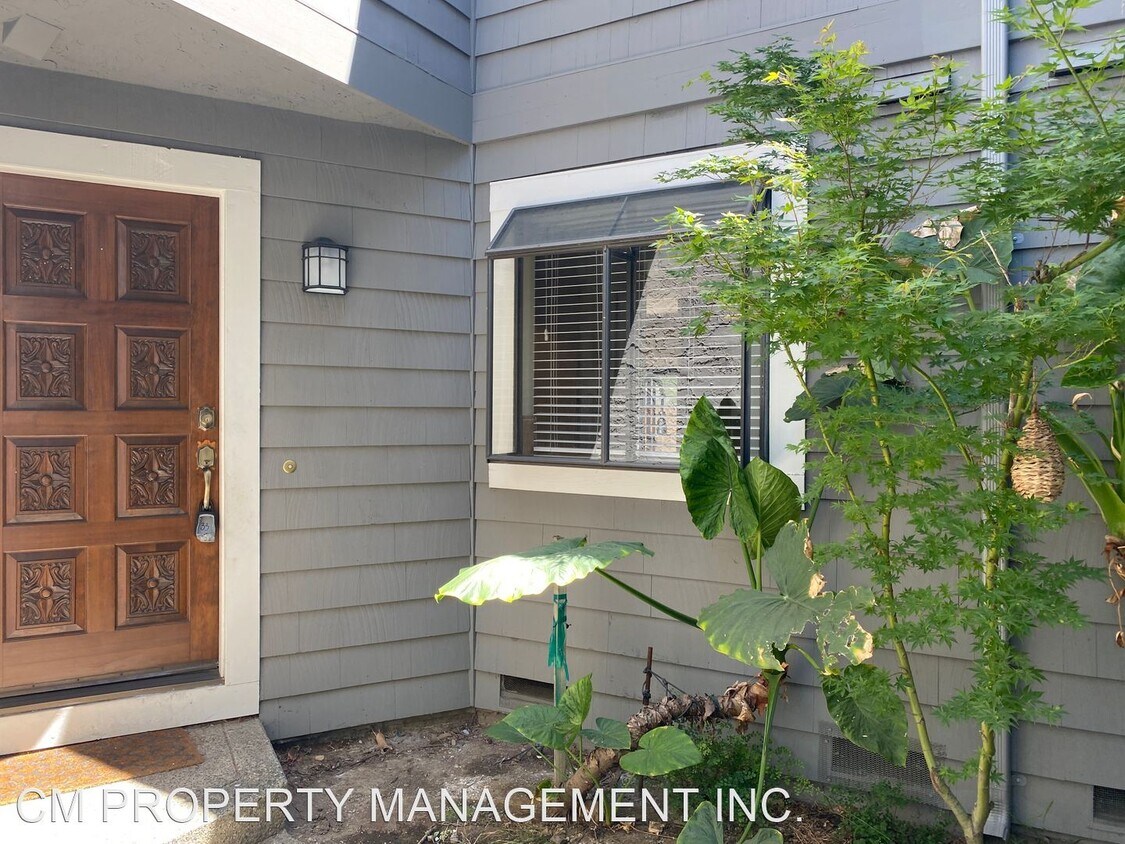 Foto principal - 3 br, 2.5 bath House - 1164 Capri Drive