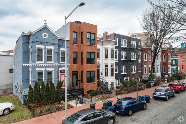 Building Photo - 310 M St NW