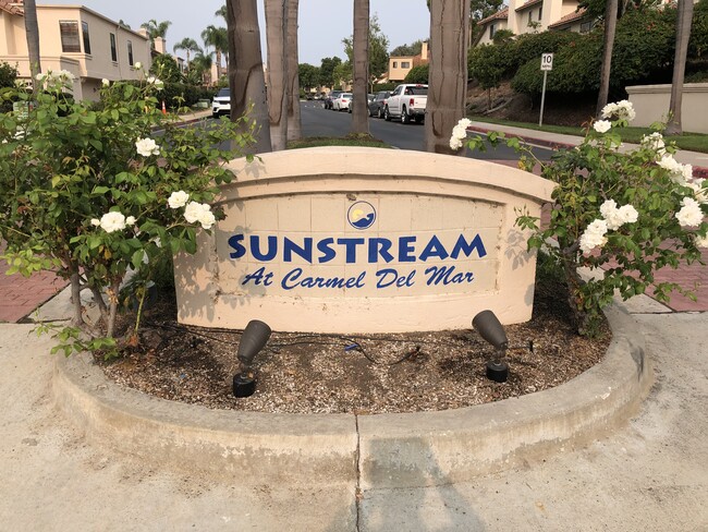 Sought after Sunstream complex - 12281 Caminito Mira Del Mar