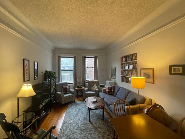 Building Photo - 615 W 113th St