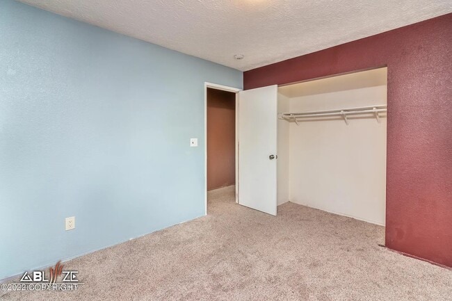 Building Photo - 7541 Peck Ave