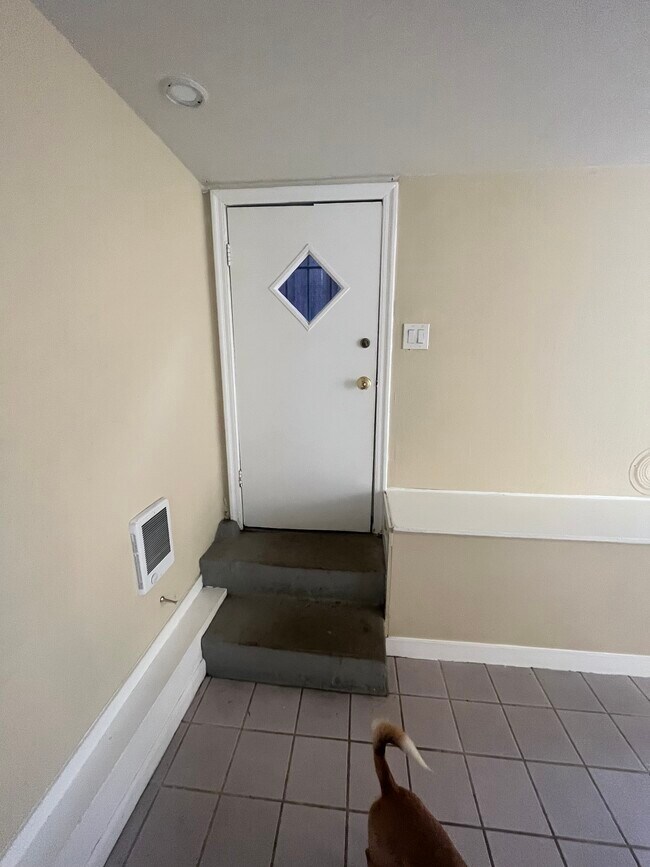 Foto del edificio - 3664 Madrone Ave