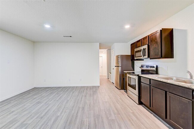 Foto del edificio - 7925 Way St