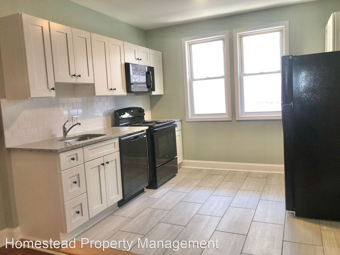 Primary Photo - 3 br, 1 bath House - 302 Berbro Street