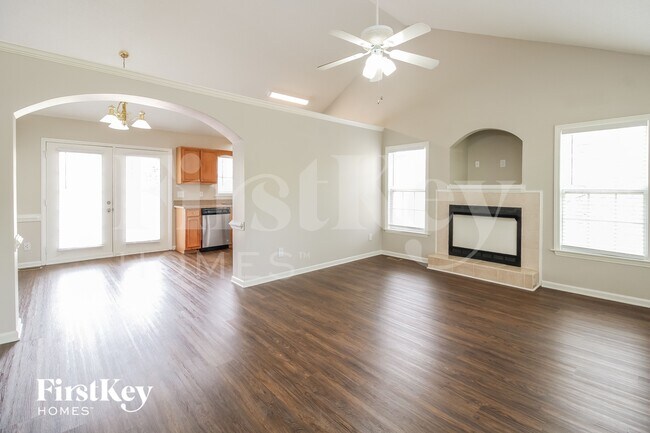 Foto del edificio - 422 Twin Valley Dr