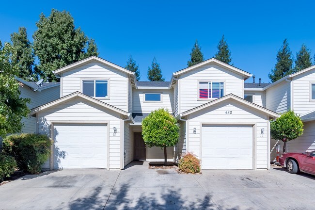 Building Photo - 480-490 Posada Way
