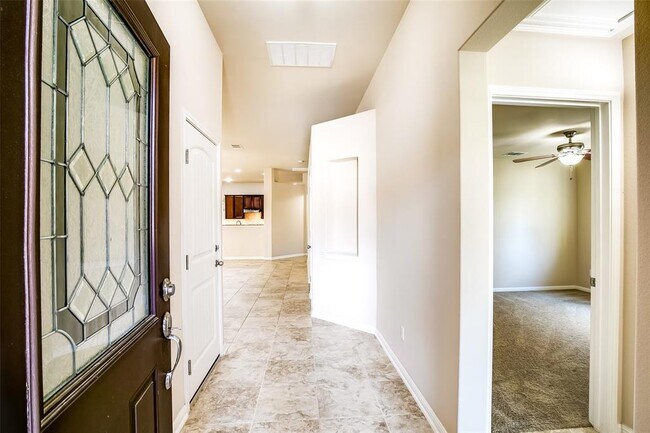 Building Photo - 128 Fort Cobb Way