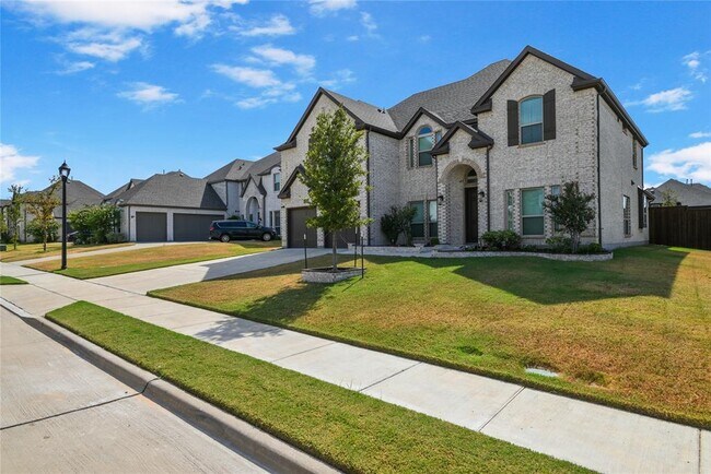 Building Photo - 1611 McMaster Ln
