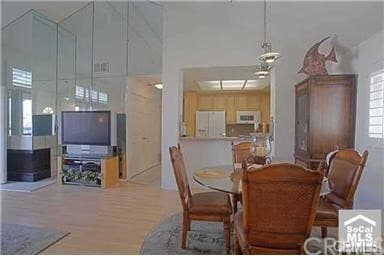 Building Photo - 1400 Pacific Coast Hwy