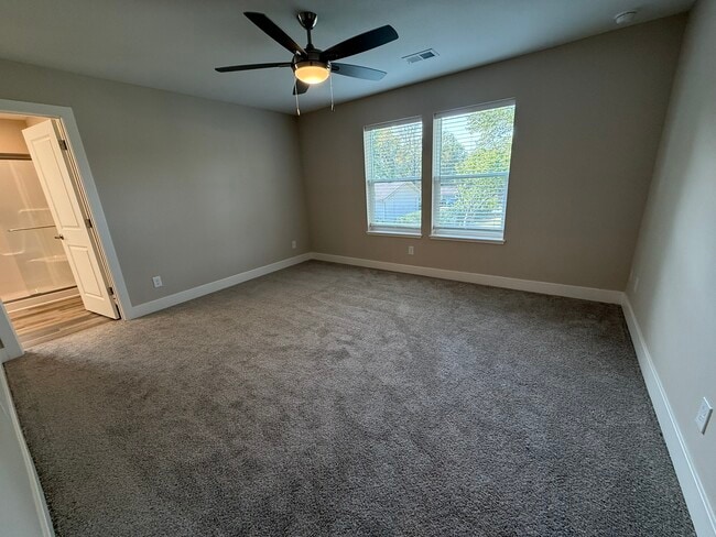 Building Photo - 8536 Kickapoo St