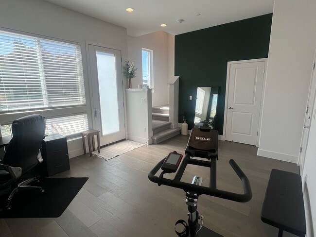 Foto del edificio - 2 Bedroom Condo in Richmond's Recreational...