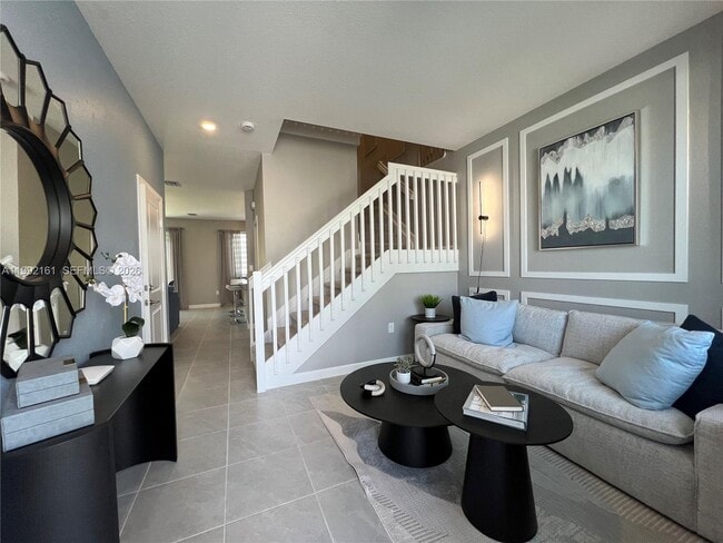 Foto del edificio - 680 SE 13th Ct