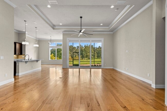 Building Photo - Newly built single-family house in Oakmont...