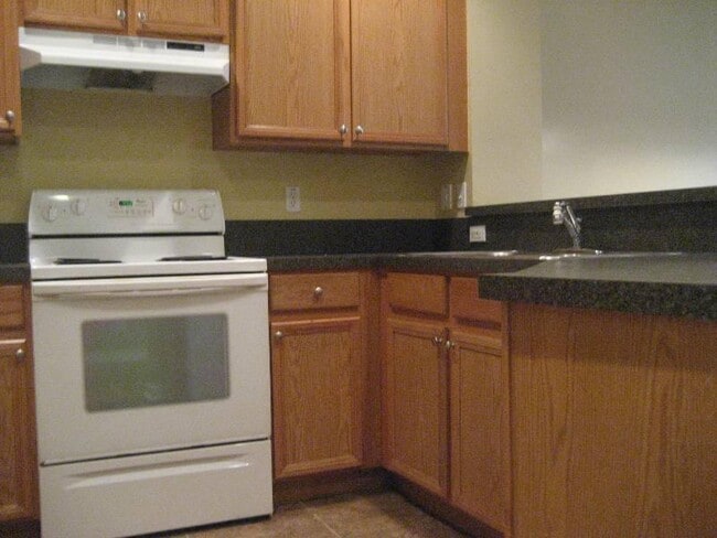 Building Photo - 4716 Palmbrooke Cir