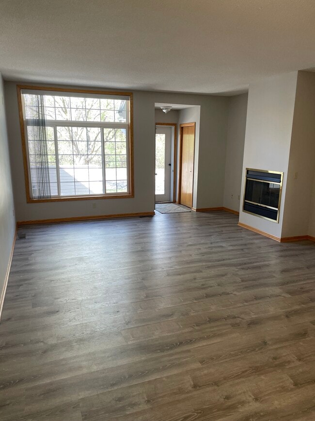 Living Area - 1846 Sapphire Pt