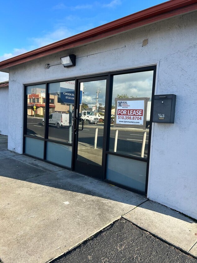 Photo - Small Mixed Use Space for Lease **NO RETAIL** 966 W. Winton Ave, Unit B, Hayward, CA
