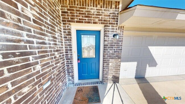 Foto del edificio - 307 Dober St