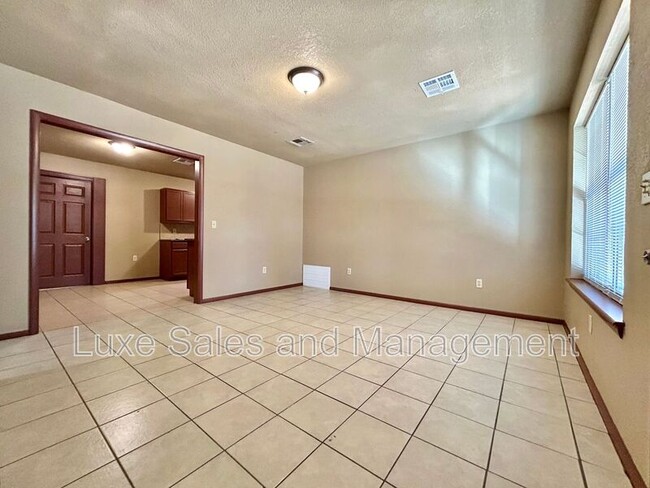 Foto del edificio - 605 Moraine Ave