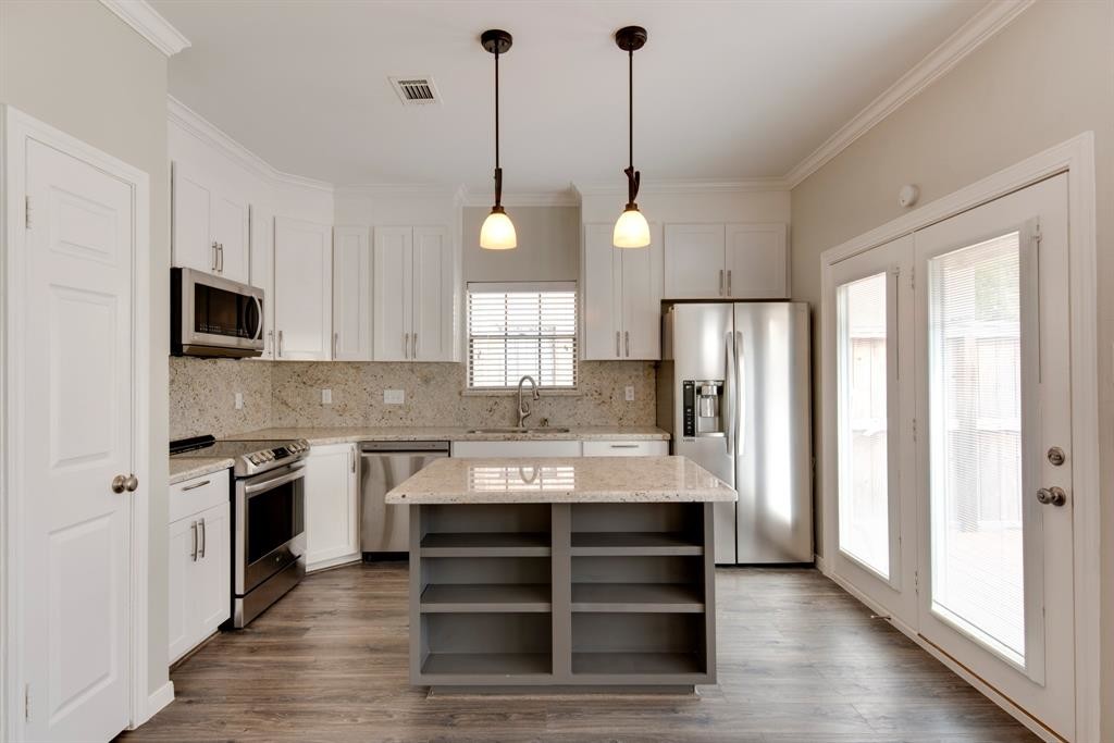 Foto principal - 3300 Bellefontaine St