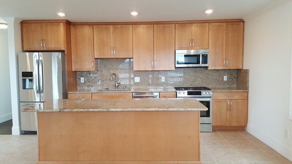 Foto principal - 373 Crescent Ave