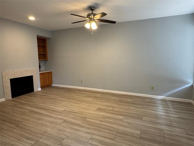 Building Photo - 1103 Dulles Ave
