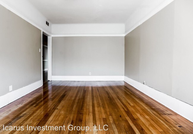 Foto del edificio - 4139 S Indiana Ave