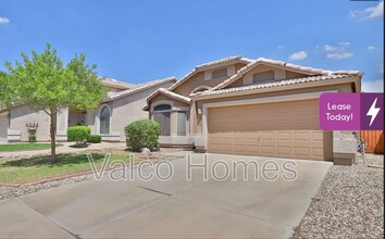 Building Photo - 6450 W Saddlehorn Rd