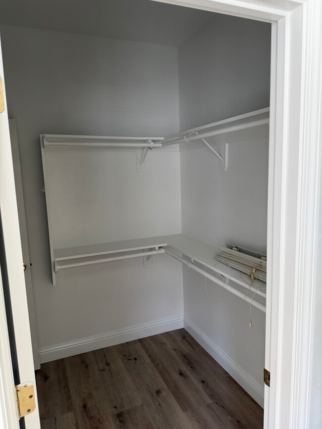 Foto del edificio - 1097 E Sarazen Ave