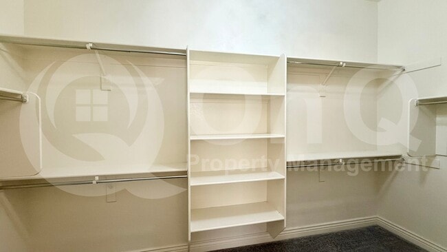 Building Photo - 1455 E Lexington Ave