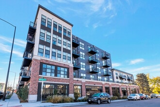 Building Photo - 3500 S Corona St